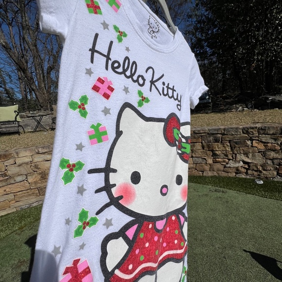 Hello Kitty Girls Christmas Short Sleeve Tee - Picture 8 of 14